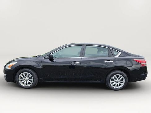 Used 2013 Nissan Altima 2.5 S FWD image 3