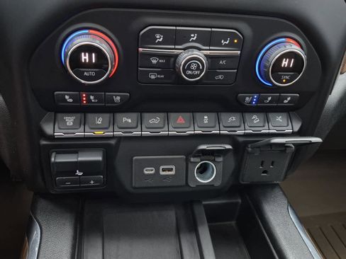 Used 2021 Chevrolet Silverado 2500 High Country w/ Z71 Off-Road Package image 31