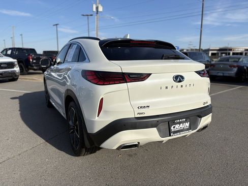 Used 2023 INFINITI QX55 Essential w/ Accent Package image 5