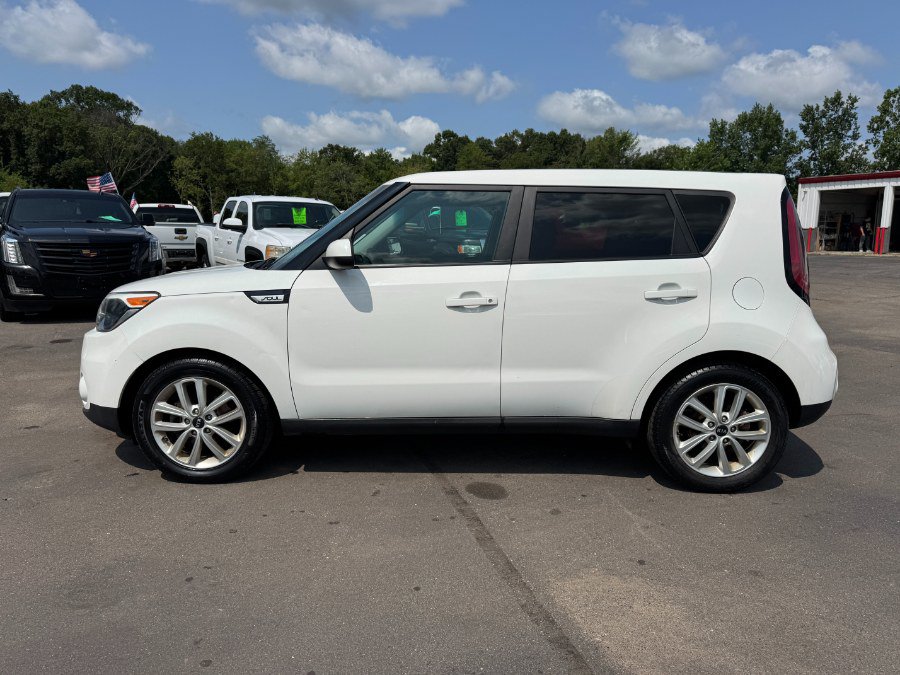 Used 2018 Kia Soul + FWD image 2
