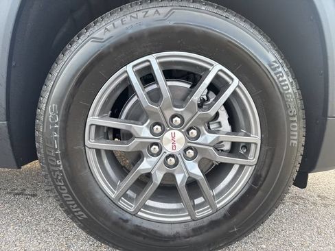 New 2026 GMC Acadia Elevation w/ LPO, Floor Liner Package AWD/4WD image 9
