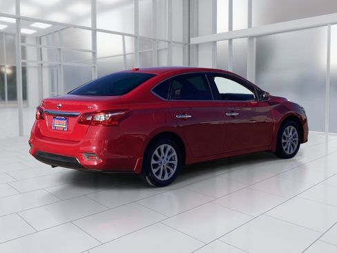 Used 2019 Nissan Sentra SV image 6
