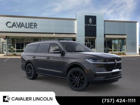 Used 2025 Lincoln Navigator Reserve w/ Jet Appearance Package image 7
