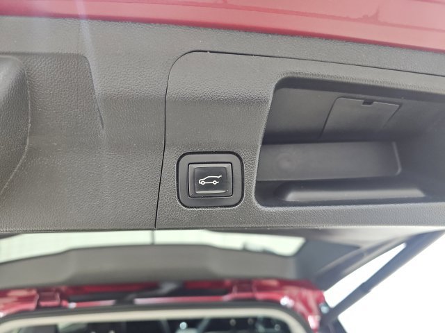 Used 2017 GMC Acadia SLT FWD image 12