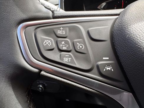 Used 2023 Chevrolet Equinox LT AWD/4WD image 16