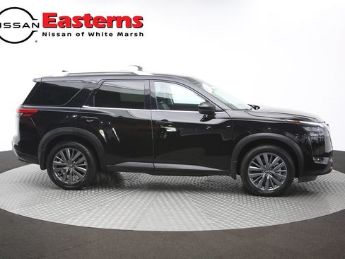 Used 2025 Nissan Pathfinder SL w/ SL Premium Package AWD/4WD image 48