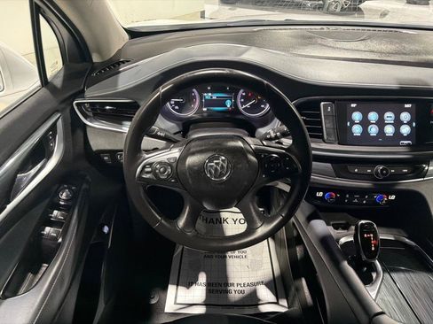 Used 2018 Buick Enclave Essence FWD image 23