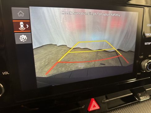 Certified 2025 Kia Sportage LX image 21