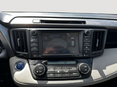 Used 2016 Toyota RAV4 Limited w/ Advanced Technology Package AWD/4WD image 15