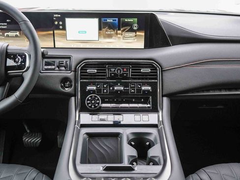New 2026 Nissan Armada PRO-4X AWD/4WD image 15