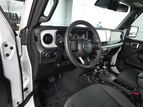 Used 2024 Jeep Wrangler Sport S image 20