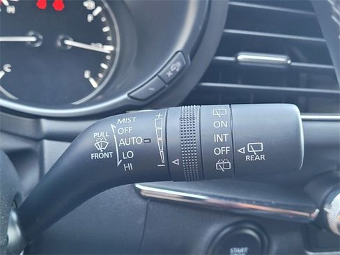 Used 2022 MAZDA MAZDA3 s image 16