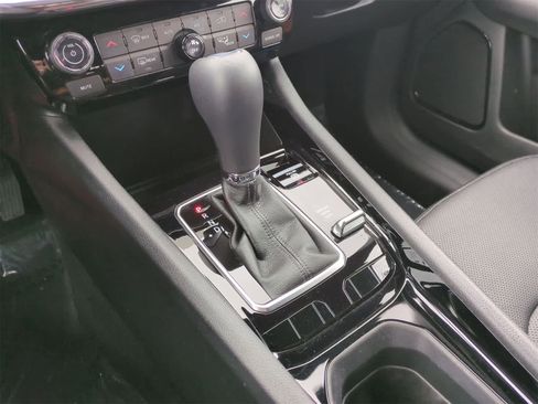 Certified 2024 Jeep Compass Limited w/ Elite Group image 32