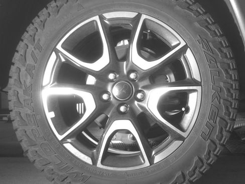 Used 2025 Jeep Compass Trailhawk AWD/4WD image 15