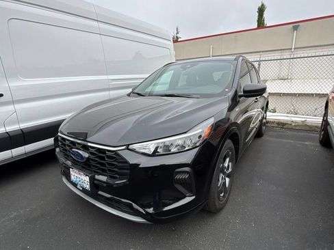 Used 2023 Ford Escape ST-Line w/ Equipment Group 301A FWD image 1