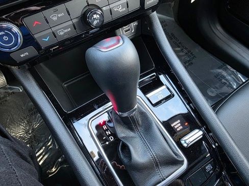 New 2026 Jeep Compass Latitude image 17