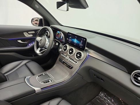 Used 2022 Mercedes-Benz GLC 300 image 19