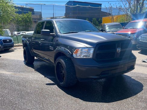 Used 2018 RAM 1500 Tradesman w/ Popular Equipment Group AWD/4WD image 8