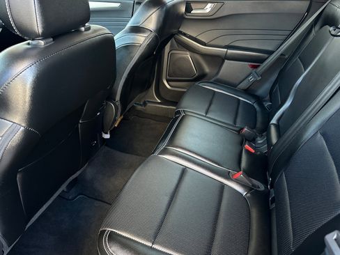 Certified 2022 Ford Escape SEL image 11