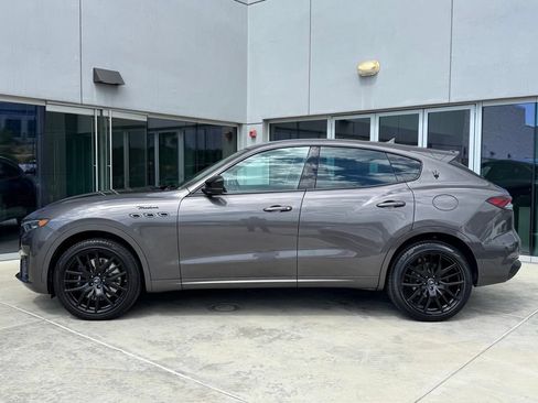 Certified 2022 Maserati Levante Modena AWD/4WD image 5