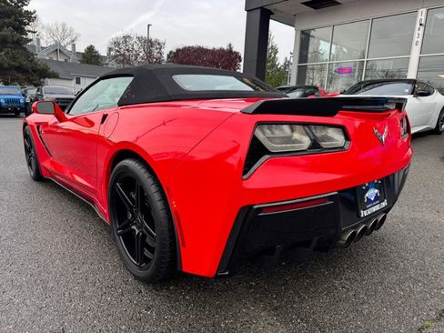 Used 2015 Chevrolet Corvette Stingray image 4