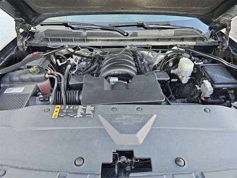 Used 2018 Chevrolet Silverado 1500 LT w/ All Star Edition image 28