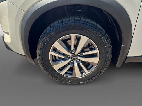 Certified 2023 Nissan Pathfinder SL AWD/4WD image 9