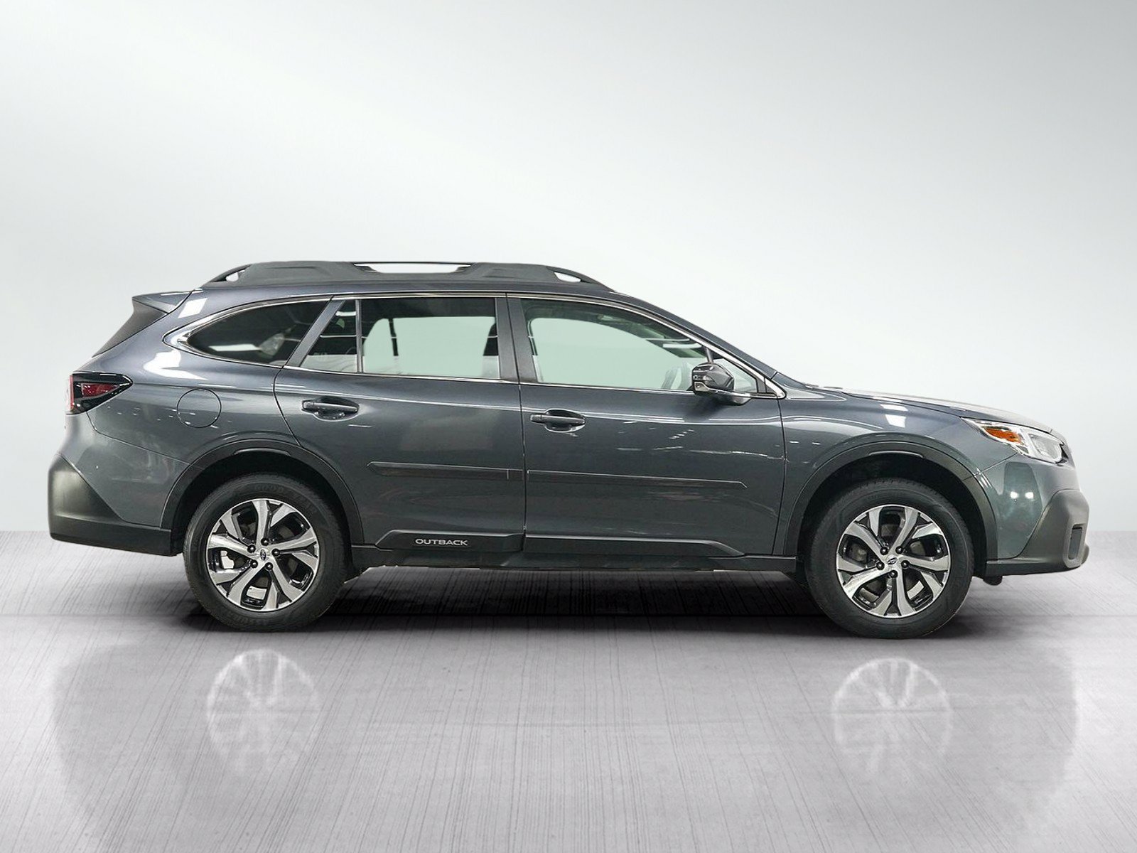 Used 2022 Subaru Outback Limited AWD/4WD image 6