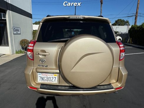 Used 2011 Toyota RAV4 Limited image 10