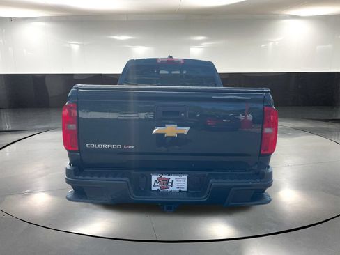 Used 2017 Chevrolet Colorado Z71 AWD/4WD image 6