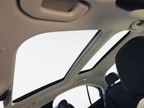 New 2026 Mercedes-Benz C 300 4MATIC Sedan image 29