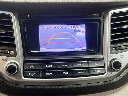 Used 2017 Hyundai Tucson Sport image 12