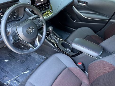 Certified 2025 Toyota Corolla SE FWD image 9