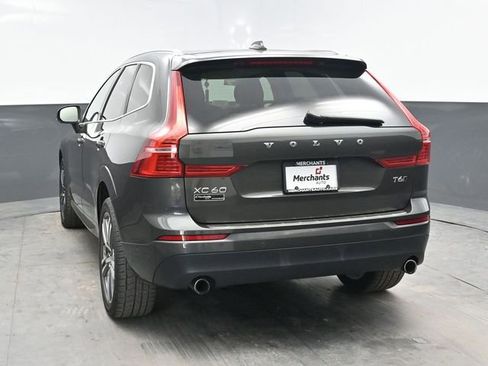 Used 2019 Volvo XC60 T6 Momentum w/ Multimedia Package AWD/4WD image 5