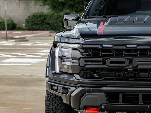 Used 2026 Ford F150 Raptor w/ Equipment Group 803A Raptor R AWD/4WD image 29