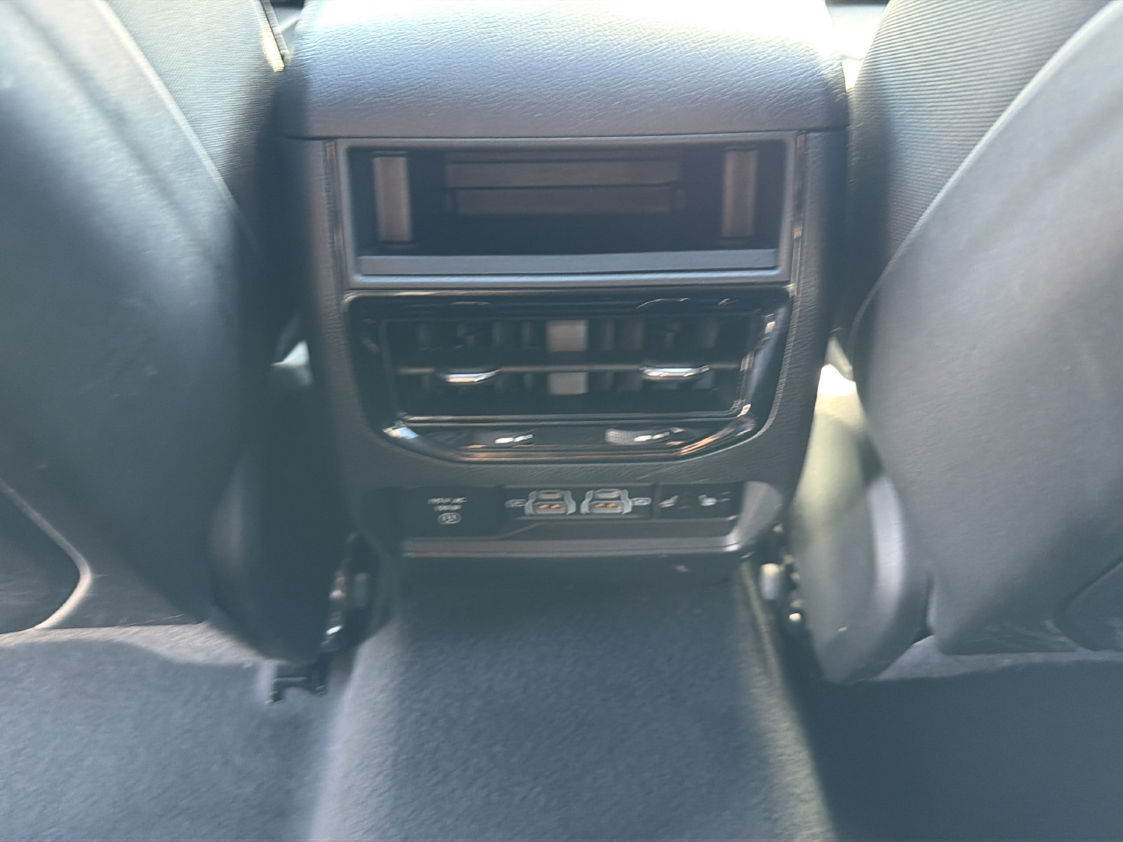 Used 2024 Jeep Grand Cherokee Limited 4xe AWD/4WD image 35