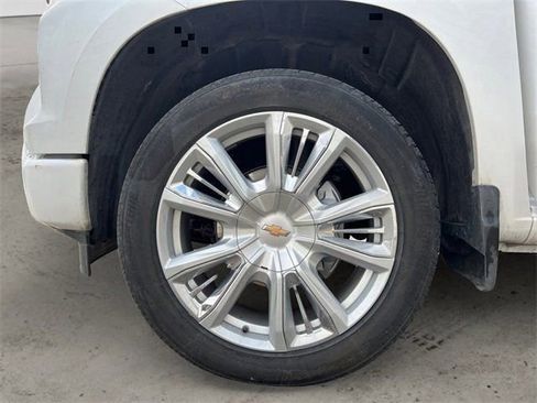 Used 2024 Chevrolet Silverado 1500 High Country w/ High Country Premium Package image 24