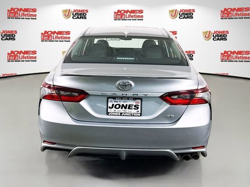 Certified 2022 Toyota Camry SE image 13