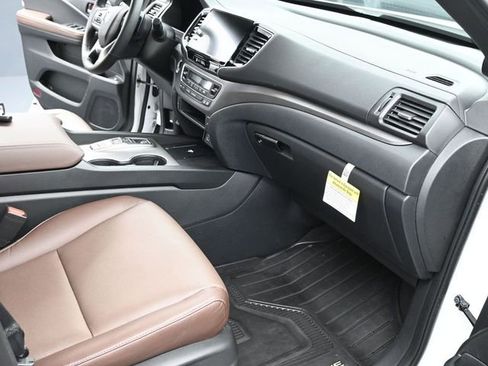 Certified 2025 Honda Ridgeline RTL image 21