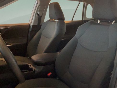 Certified 2025 Toyota RAV4 XLE AWD/4WD image 25