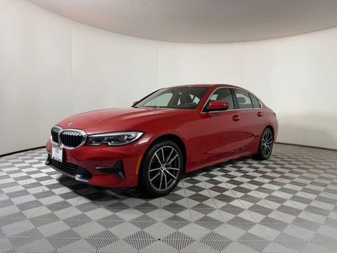 Used 2022 BMW 330i xDrive Sedan w/ Driving Assistance Package AWD/4WD image 3
