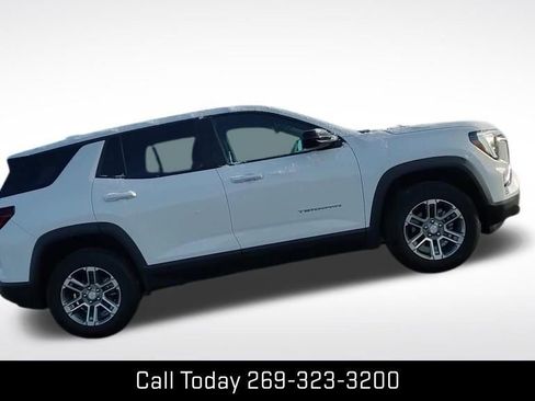 New 2025 GMC Terrain Elevation image 7