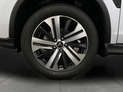 New 2025 Mitsubishi Outlander Sport ES image 11