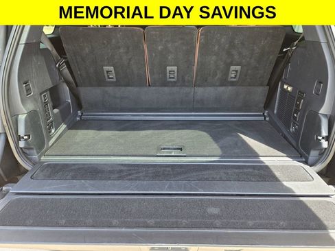 Used 2025 Lincoln Navigator Reserve AWD/4WD image 33