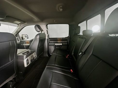 Used 2019 Ford F150 Lariat w/ Max Trailer Tow Package image 23