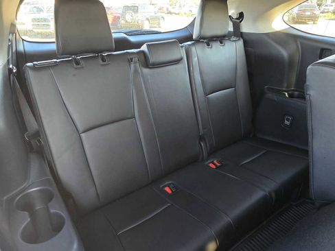 Certified 2024 Toyota Highlander XLE AWD/4WD image 16