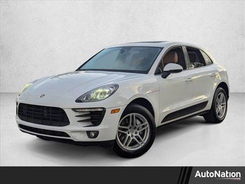 Used 2018 Porsche Macan image 1
