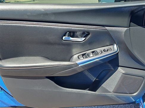 Used 2022 Nissan Sentra SR w/ Lighting Package image 26