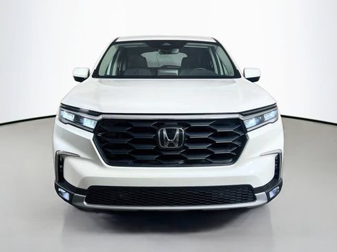 Certified 2025 Honda Pilot EX-L image 2