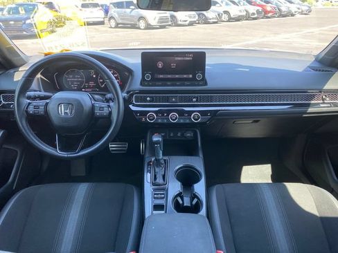 Used 2025 Honda Civic Sport image 13